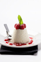 Joghurt-Mousse mit Citronat.jpg