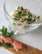 Aufstrich mit Schinken und Rucola.jpg