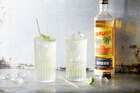 jamaican_brother_mit flasche_1486_sRGB_DL.jpg