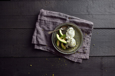 Avocado Eiscrème mit TABASCO® Green Sauce